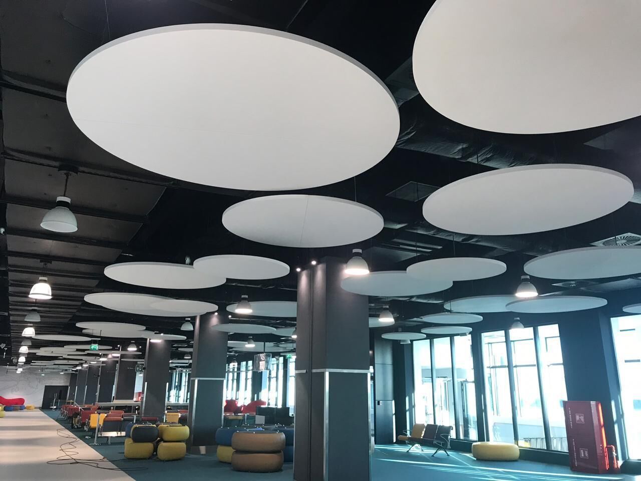 香港六宝联盟大全工程讲解吸音材料中的玻纤吸音板产品介绍以及用途